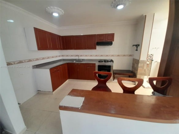 Calle 57 #23-98 Unit 4 Palmira, – Colombia — #A11578058