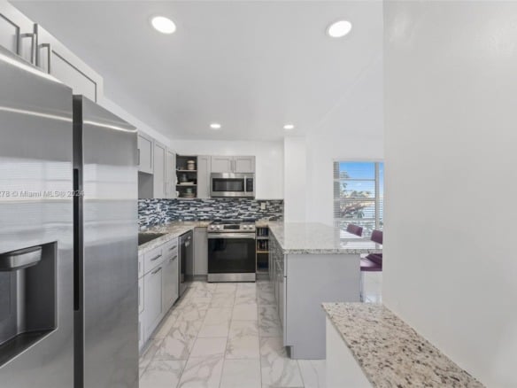 11111 Biscayne Blvd # 3A, Miami FL 33181 — #A11584278