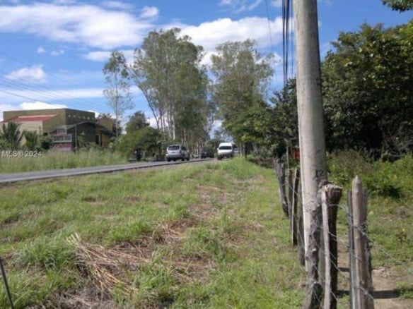 No # Liberia frente a Carretera y Aeropuerto 36 HTS C R, CR — #A11586831