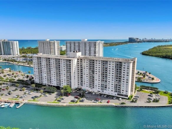 400 Kings Point Dr # 102, Sunny Isles Beach FL 33160 — #A11592273