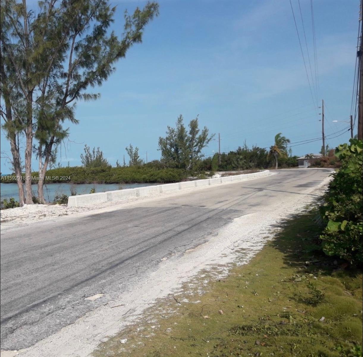 f3b61b38-2977 DOCTORS CREEK JPOSIAH TANTAILS, LONG ISLAND BAHAMAS, NA — #A11592918