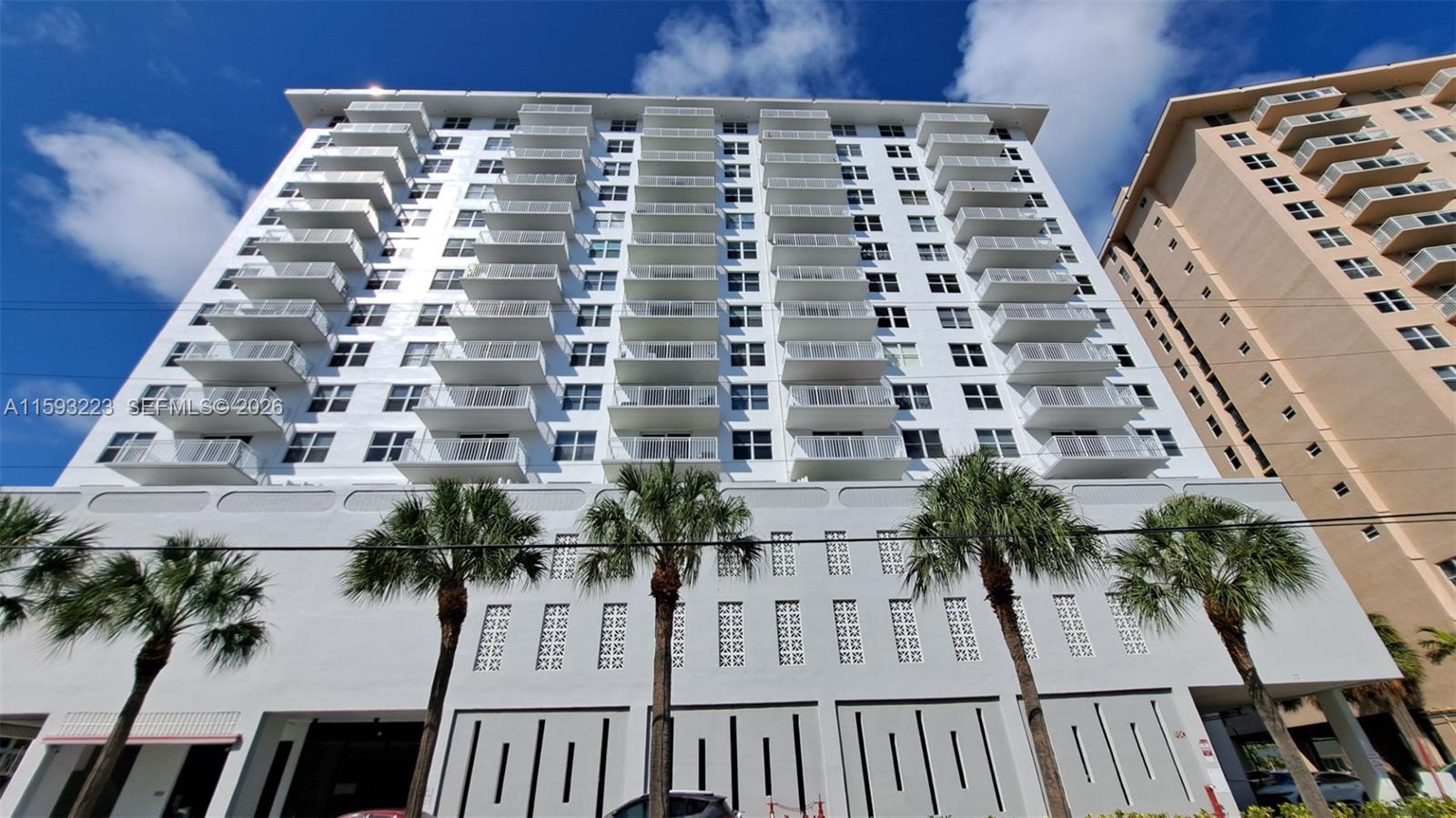 f3b61b38-2979 427 Golden Isles Dr # 5H, Hallandale Beach FL 33009 — #A11593223