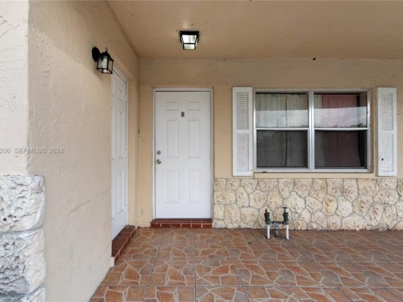 1440 NW 20th St, unit B, Fort Lauderdale FL 33311 — #A11594206