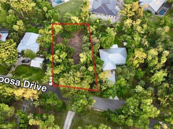 385 Caloosa Dr, La Belle FL 33935 — #A11599980