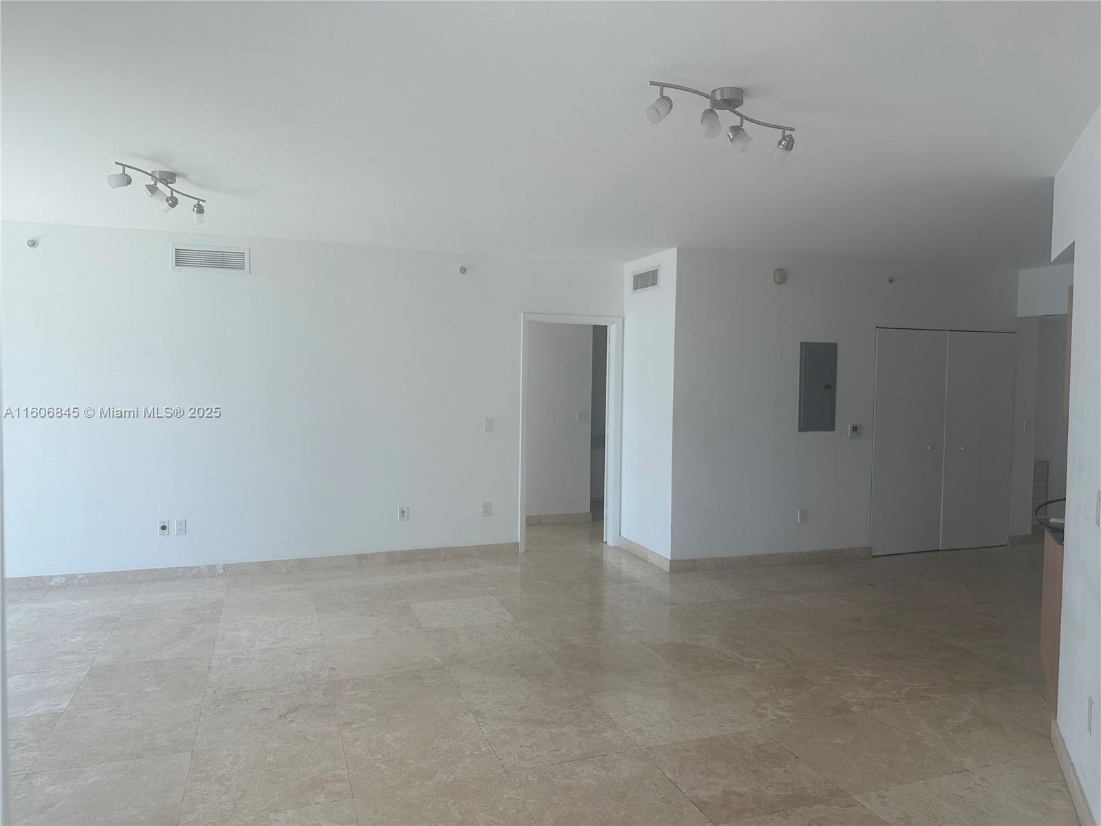 f3b61b38-3039 350 S Miami Ave # 2302, Miami FL 33130 — #A11606845