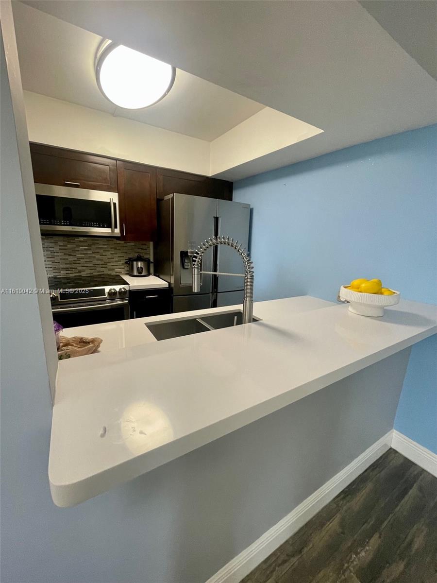 f3b61b38-3058 11800 SW 18th St # 4, Miami FL 33175 — #A11610042