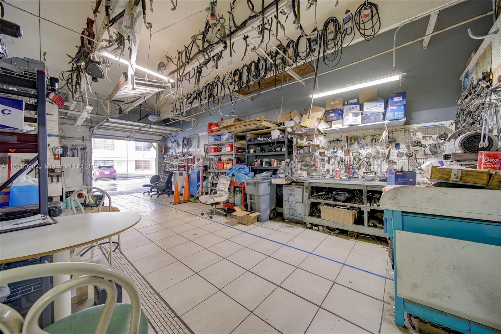 f3b61b38-3081 Established Automotive AC Repair Business in Miami, Miami FL 33174 — #A11615098