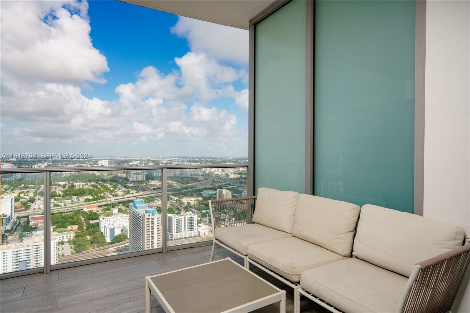 f3b61b38-3102 851 NE 1st Ave # 4406, Miami FL 33132 — #A11618762