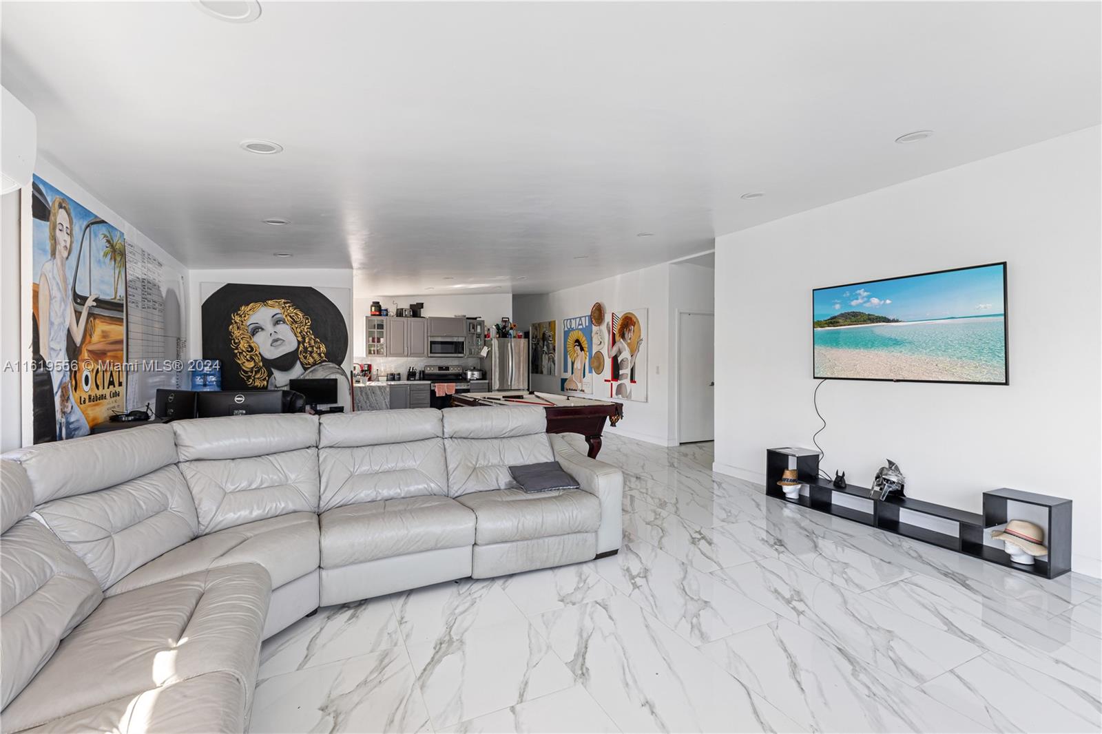 O 8221 Crespi Blvd, Miami Beach FL 33141 — #A11619556