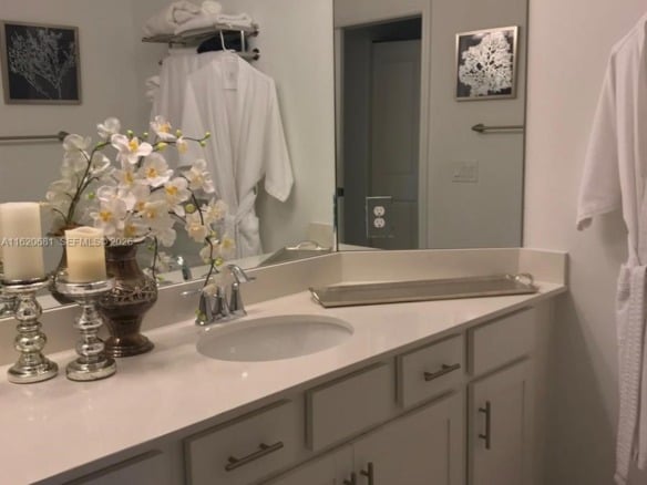 6070 National Blvd # 215, Ave Maria FL 34142 — #A11620681