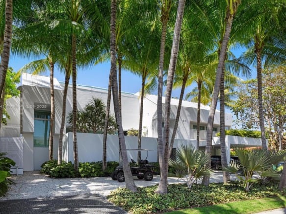 161 Cape Florida Dr, Key Biscayne FL 33149 — #A11621943