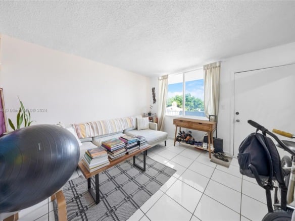 7133 Bay Dr # 503, Miami Beach FL 33141 — #A11625604