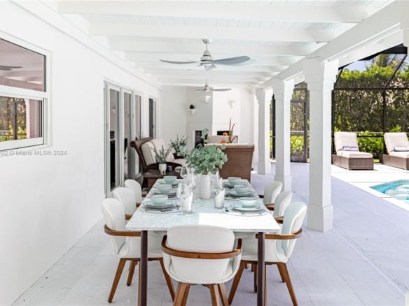 1575 Osprey Ave, Naples FL 34102 — #A11626402