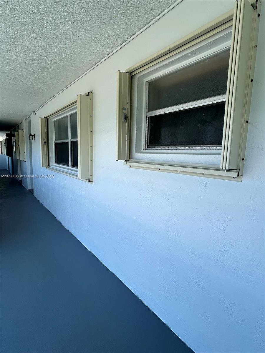 f3b61b38-3162 3600 NE 170th St # 411, North Miami Beach FL 33160 — #A11628812