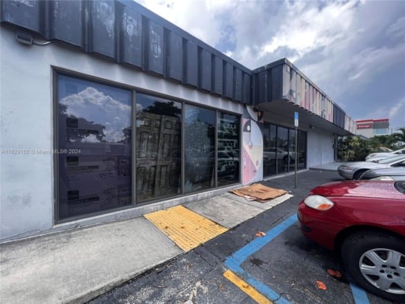 1100 S Dixie Hwy, Hollywood FL 33020 — #A11629162