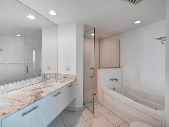 55 SE 6th St # 3401, Miami FL 33131 — #A11644241