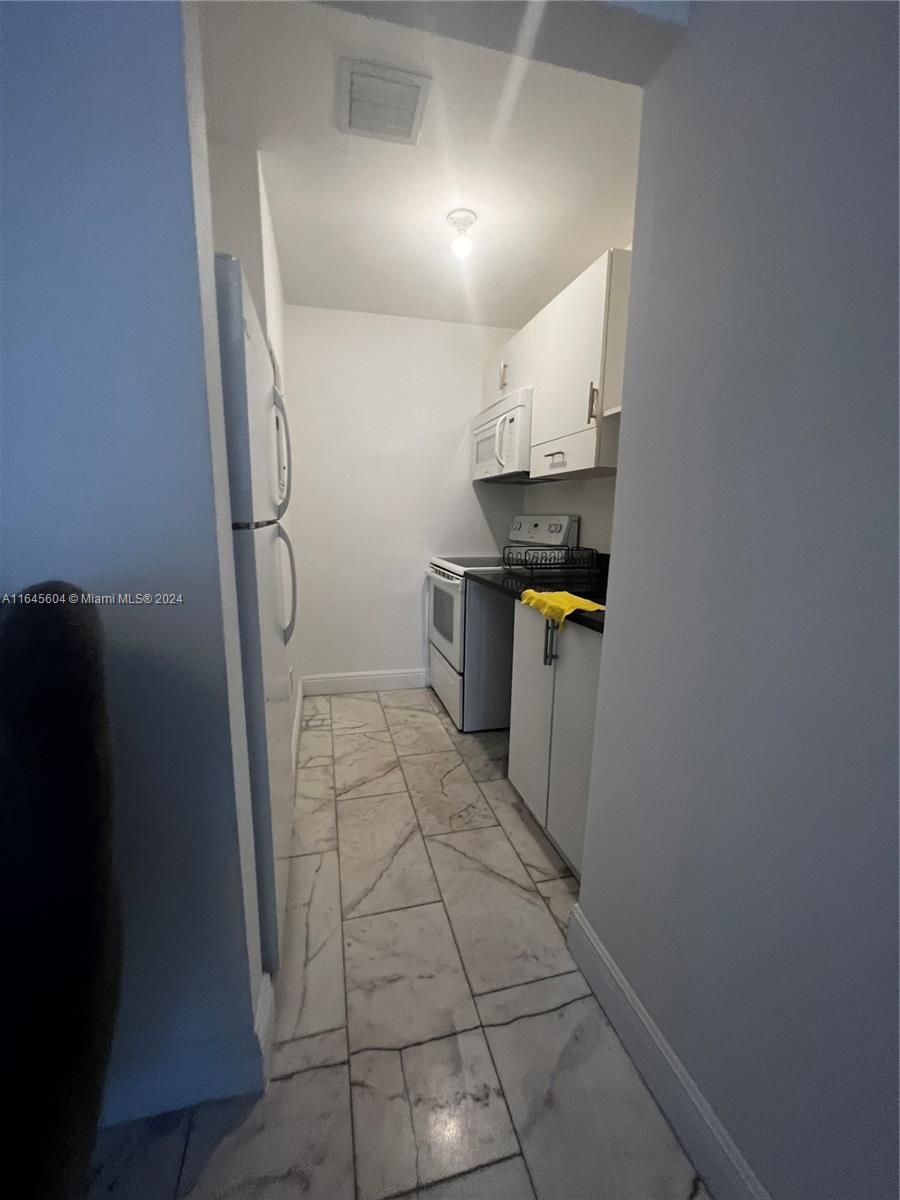 f3b61b38-3223 920 Jefferson Ave # 3, Miami Beach FL 33139 — #A11645604