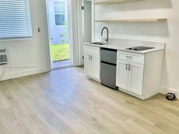 800 N federal hwy # 5, Hollywood FL 33020 — #A11647801