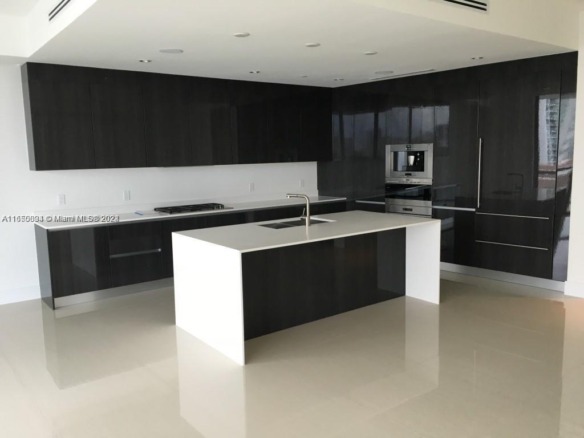 3300 NE 188 ST # 610, Aventura FL 33180 — #A11650894