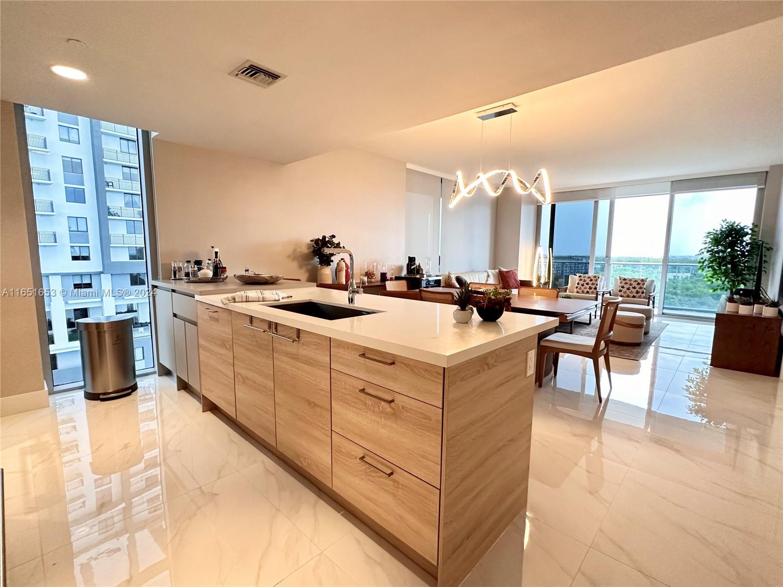f3b61b38-3260 16385 Biscayne Blvd # 1201, North Miami Beach FL 33160 — #A11651653