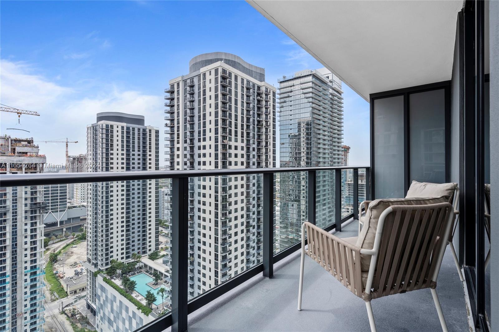 f3b61b38-3271 601 NE 1st Ave # 2905, Miami FL 33132 — #A11654264