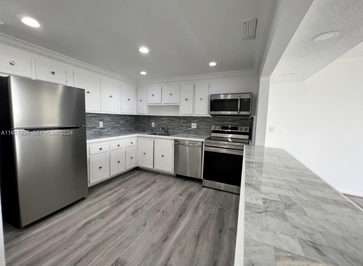 f3b61b38-3289 13499 Biscayne Blvd # 1205, North Miami FL 33181 — #A11657396