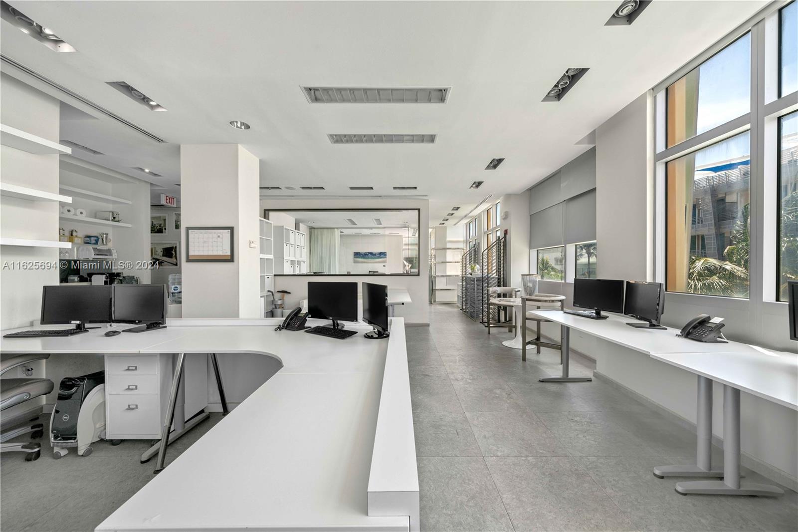 f3b61b38-329 1451 Ocean Dr # 204, Miami Beach FL 33139 — #A11625694