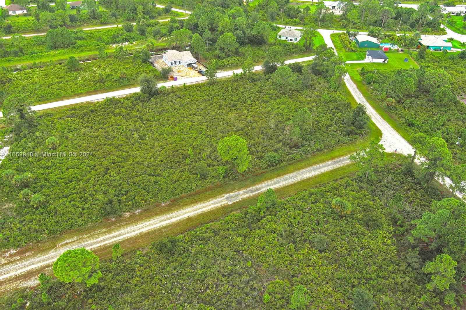 f3b61b38-3303 642 Vasser Ave S, Lehigh Acres FL 33974 — #A11659918
