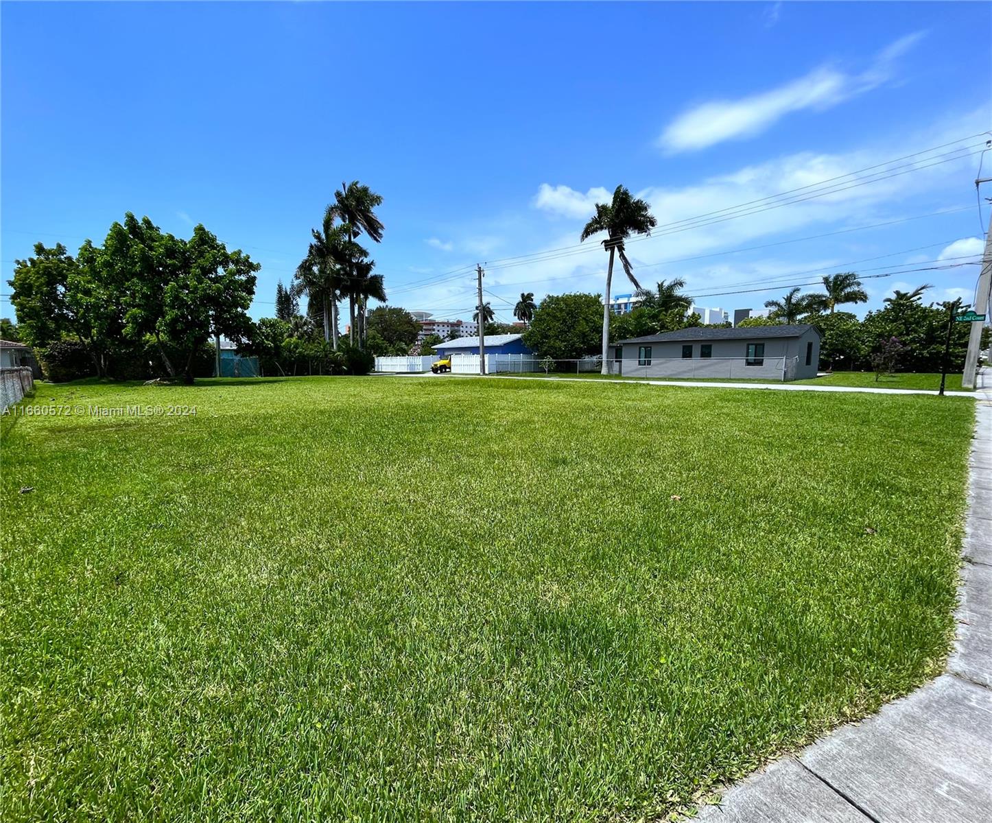 212 NE 1st St, Dania Beach FL 33004 — #A11660572