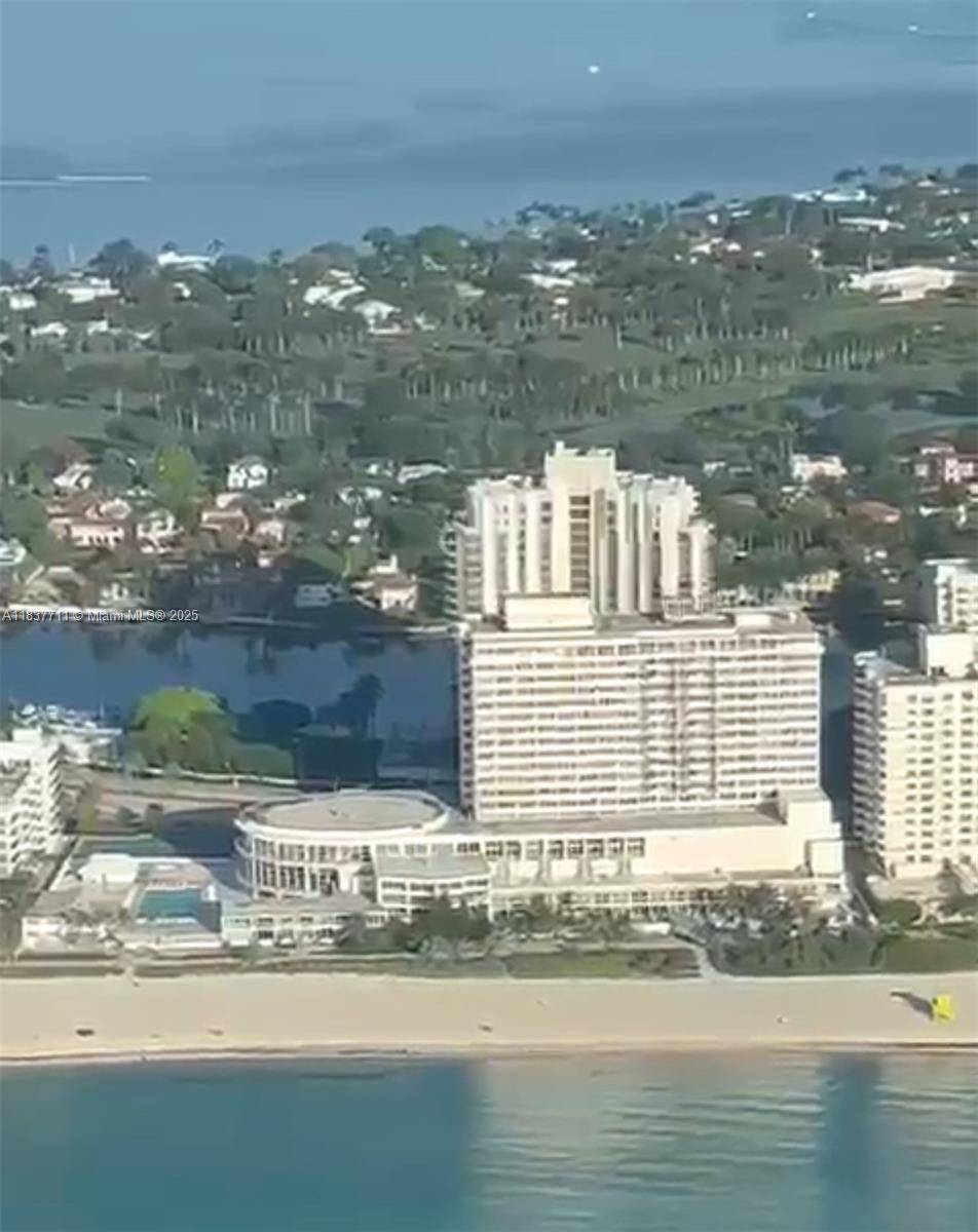 f3b61b38-334 5445 Collins Ave # 1515, Miami Beach FL 33140 — #A11837711