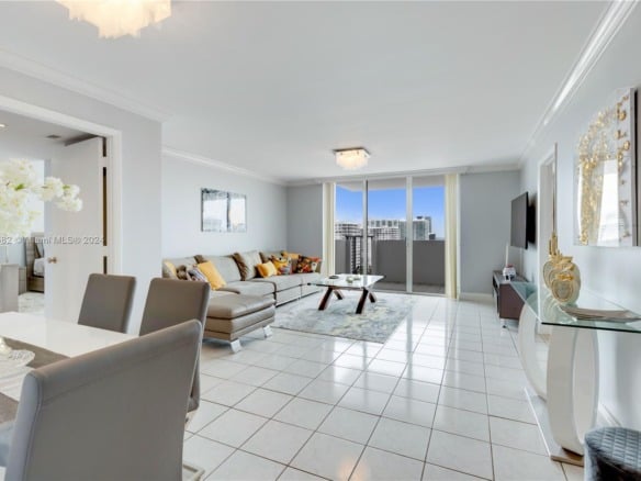 2750 NE 183rd St # 1910, Aventura FL 33160 — #A11667582