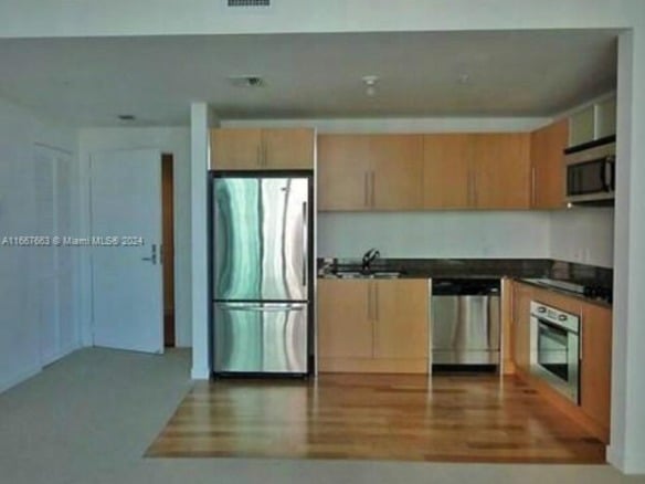 300 S Biscayne Blvd # 1703, Miami FL 33131 — #A11667663