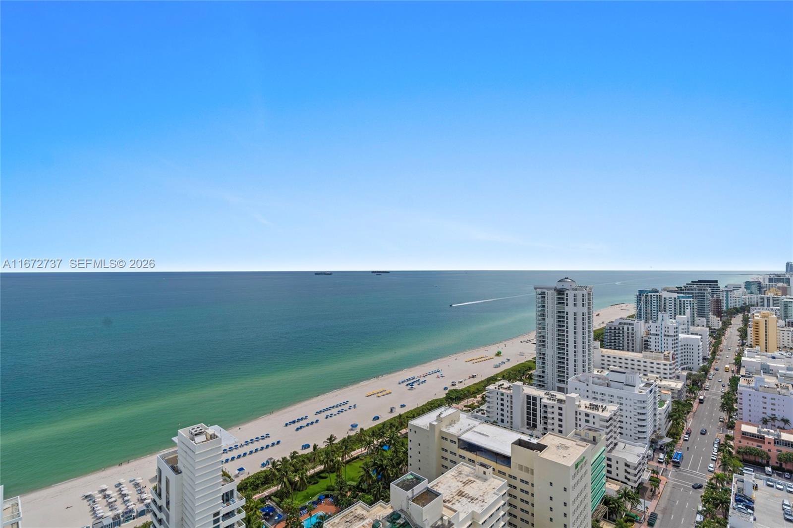 f3b61b38-3384 4401 Collins Ave, Miami Beach FL 33140 — #A11672737