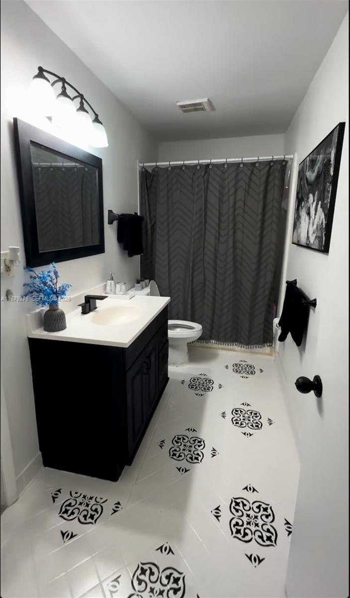 S 3405 NW 44th St # 104, Oakland Park FL 33309 — #A11679276