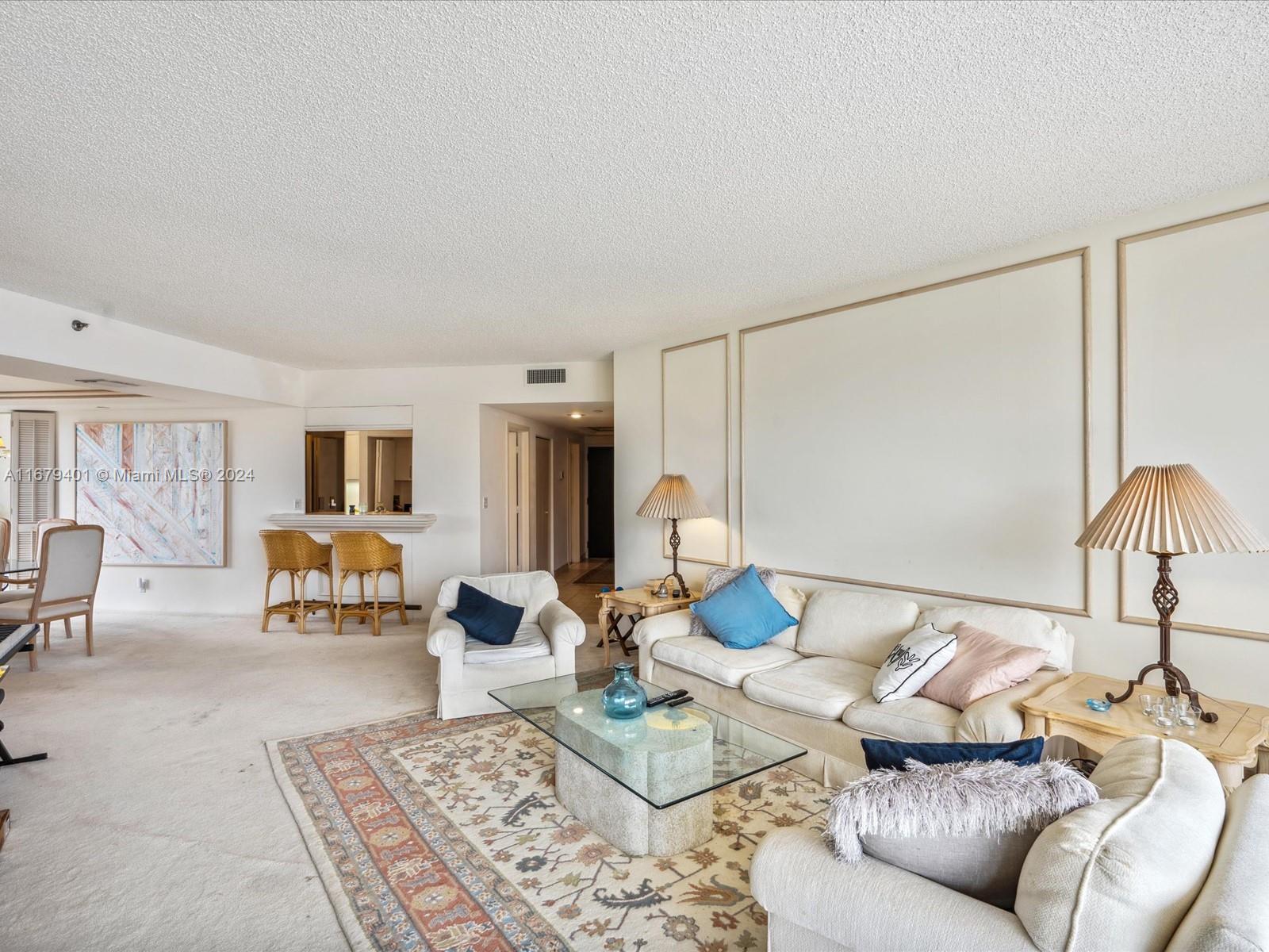 f3b61b38-3442 2800 Island Blvd # 702, Aventura FL 33160 — #A11679401