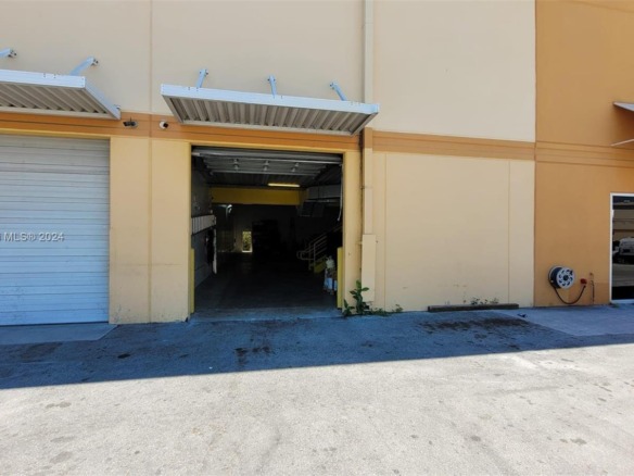 12605 NW 115th Ave, Medley FL 33178 — #A11681816