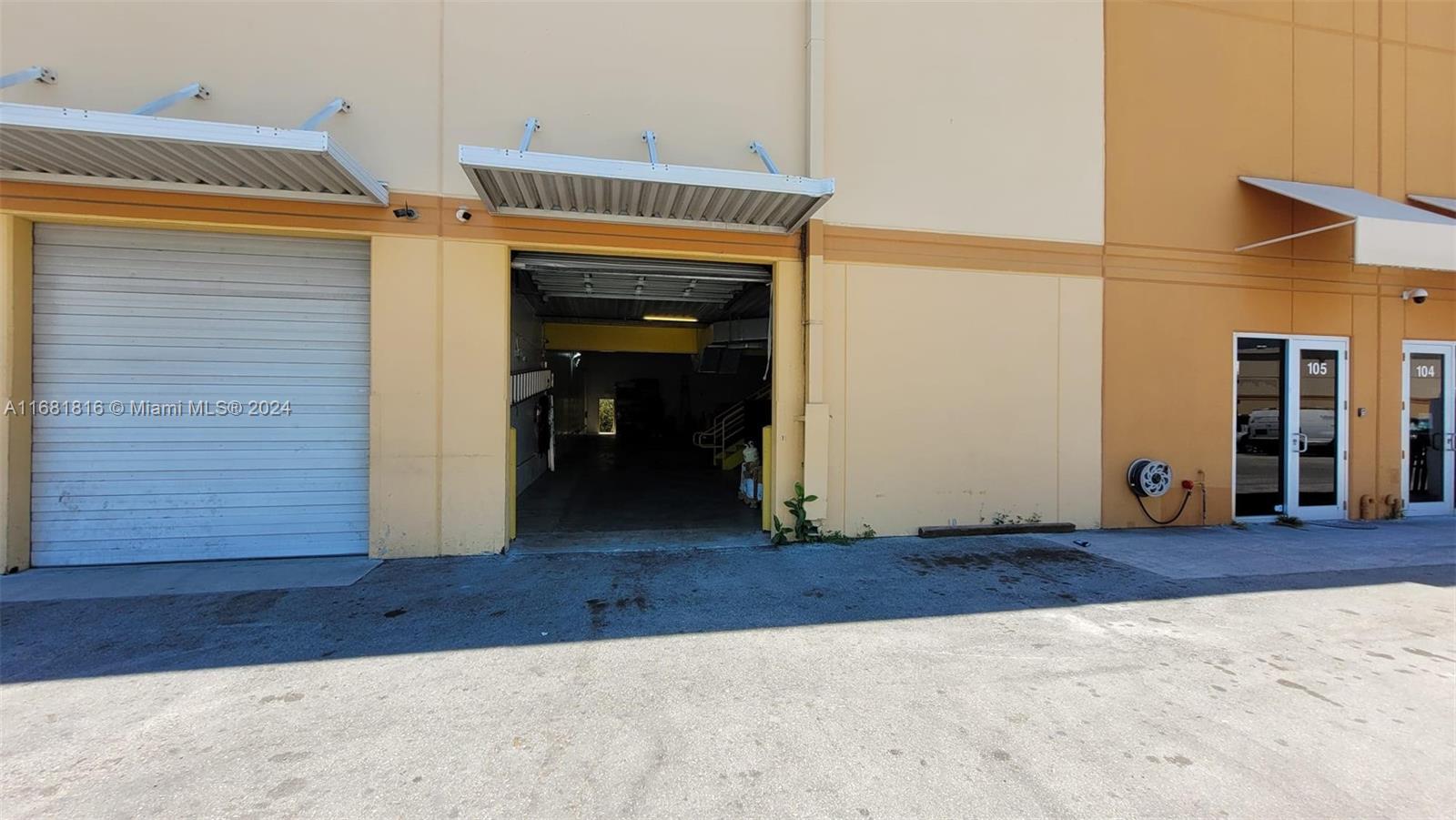 f3b61b38-3454 12605 NW 115th Ave, Medley FL 33178 — #A11681816