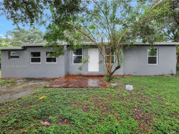 4381 SW 51st St, Dania Beach FL 33314 — #A11682737
