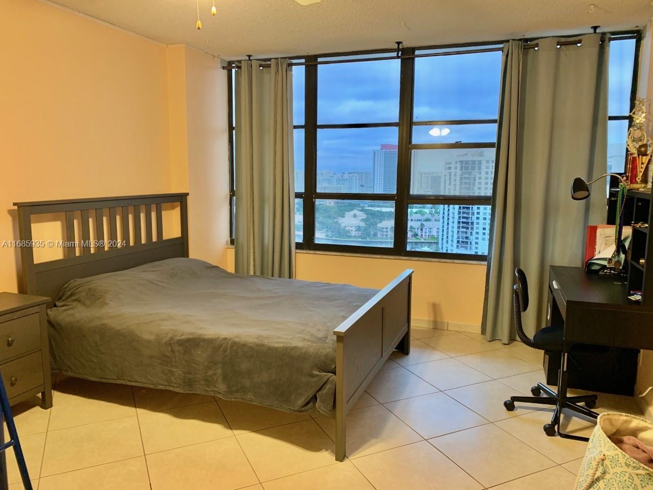 f3b61b38-3492 600 Three Islands Blvd # 1817, Hallandale Beach FL 33009 — #A11685935