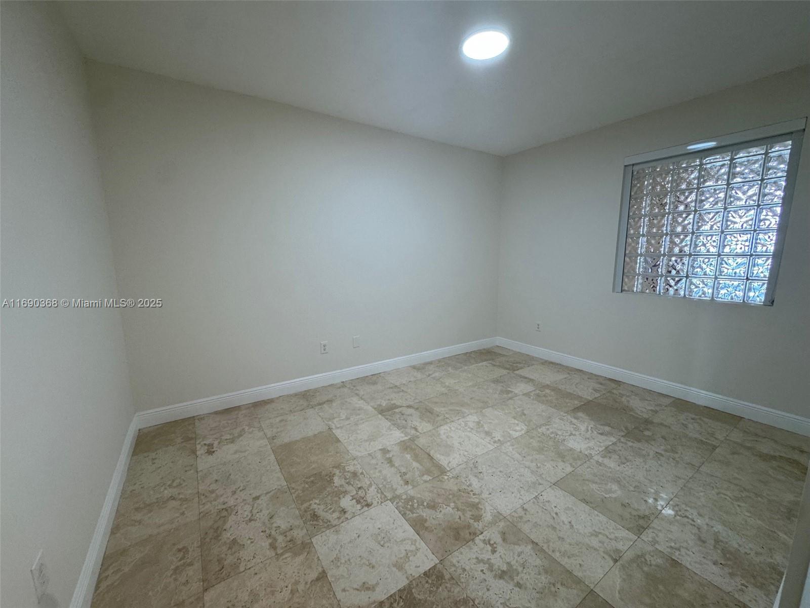 3330 NE 190 ST # 1215, Aventura FL 33180 — #A11690368