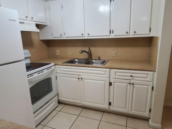 34 Mansfield A # 34, Boca Raton FL 33434 — #A11692359