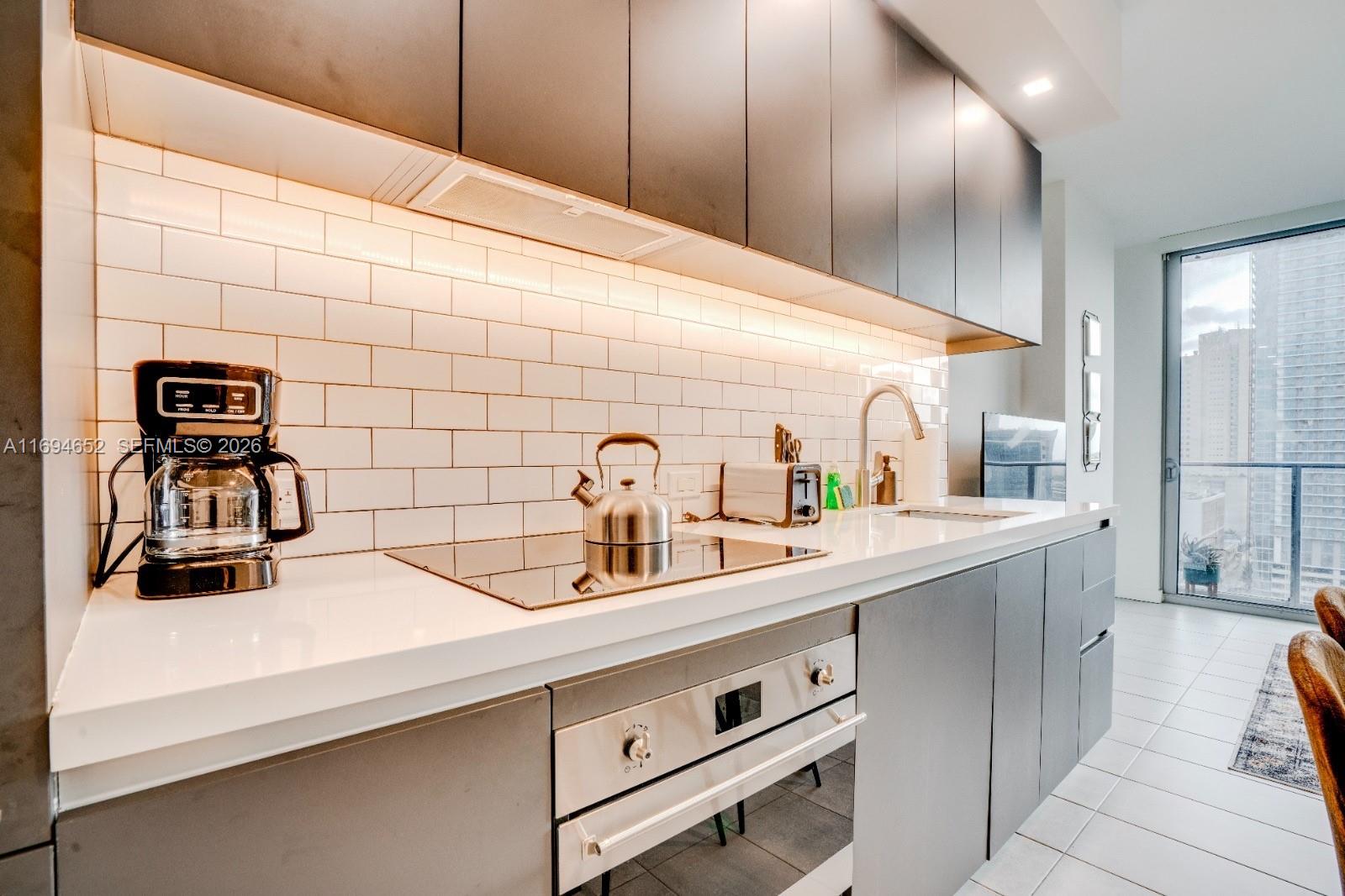 f3b61b38-3549 227 NE 2nd St # 1705, Miami FL 33132 — #A11694652