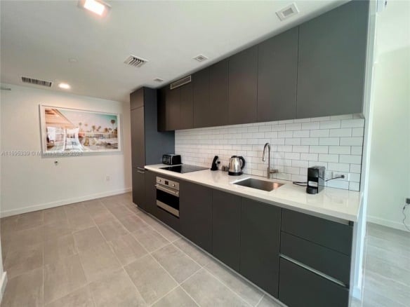 227 NE 2nd St # 2613, Miami FL 33132 — #A11695339