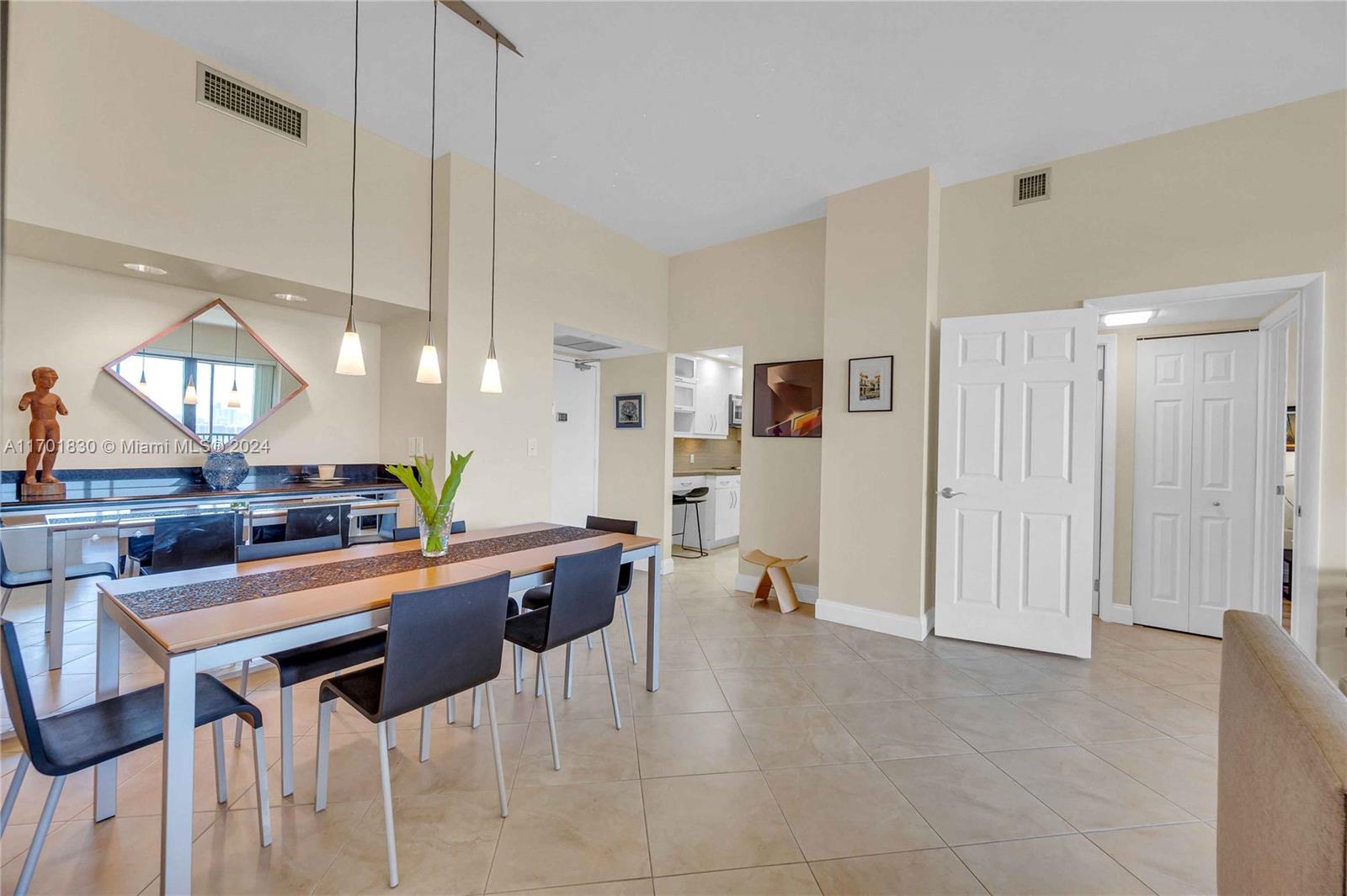 f3b61b38-3616 20379 W Country Club Dr # 36, Aventura FL 33180 — #A11701830