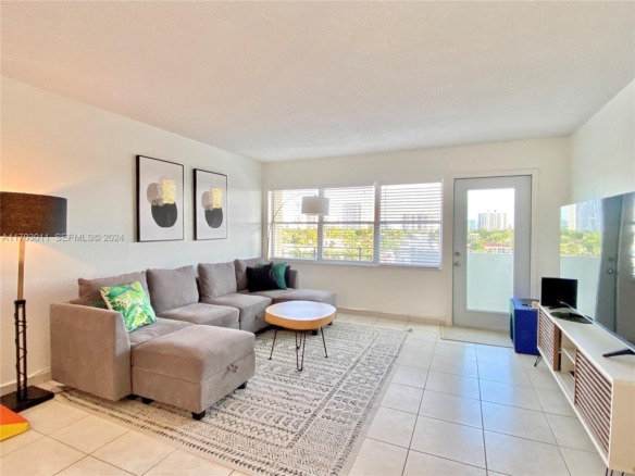 401 Golden Isles Dr # 505, Hallandale Beach FL 33009 — #A11703011