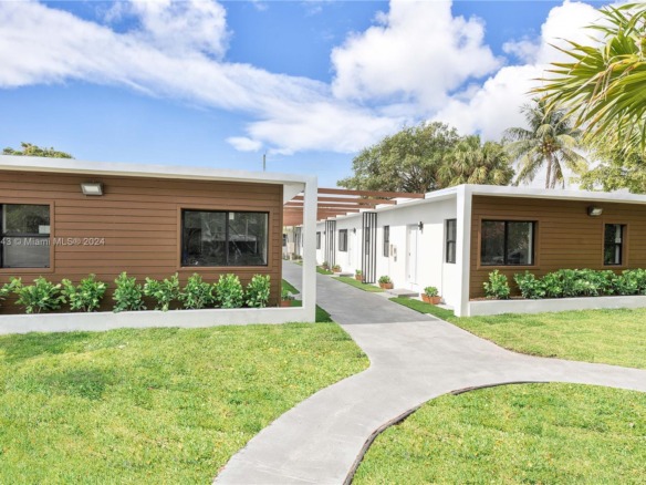 1946 Pierce St # 1, Hollywood FL 33020 — #A11703443