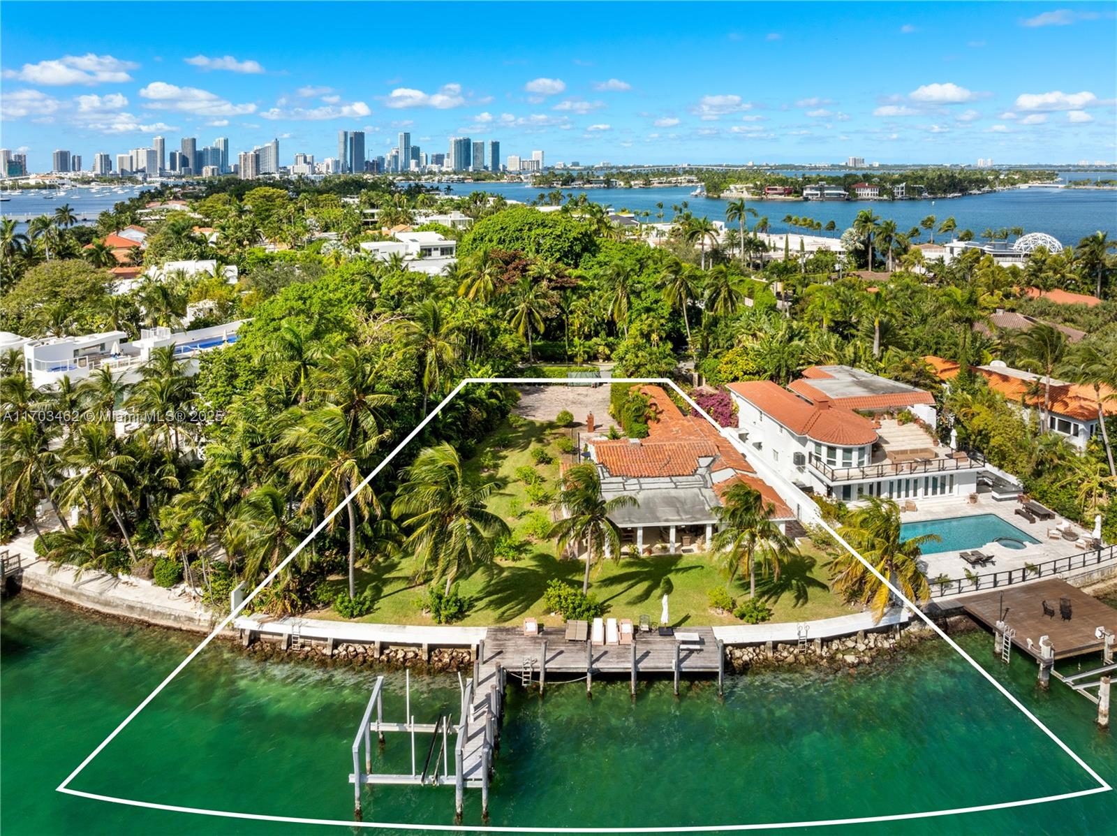 f3b61b38-3637 6 S Hibiscus Dr, Miami Beach FL 33139 — #A11703462