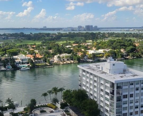 5601 Collins Ave # 9, Miami Beach FL 33140 — #A11706445