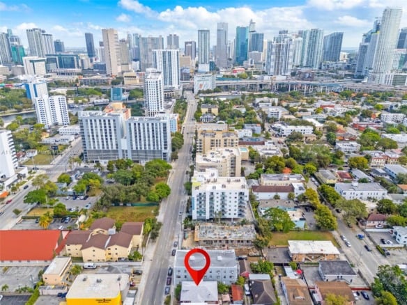 676 SW 1st St, Miami FL 33130 — #A11710626
