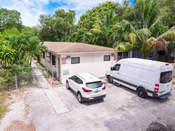 5520 NE 1st Ct, Miami FL 33137 — #A11711590
